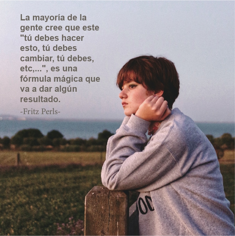 deberías ser independiente y autosuficiente deberías ser independiente y autosuficiente